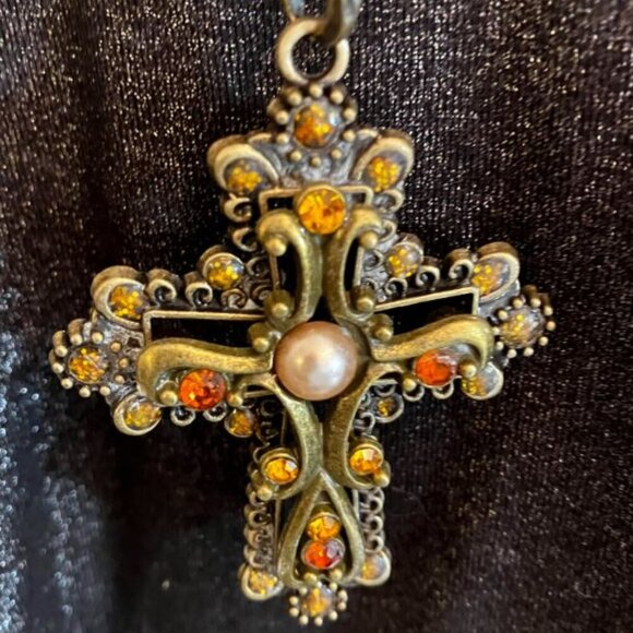 PP Host Pick Handcrafted Trpl Ncklce "Love, Peace, Faith" Heart, Crystal, Cross - Picture 7 of 13
